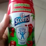 Scott's Gummies Multivitamin Apple Gummies